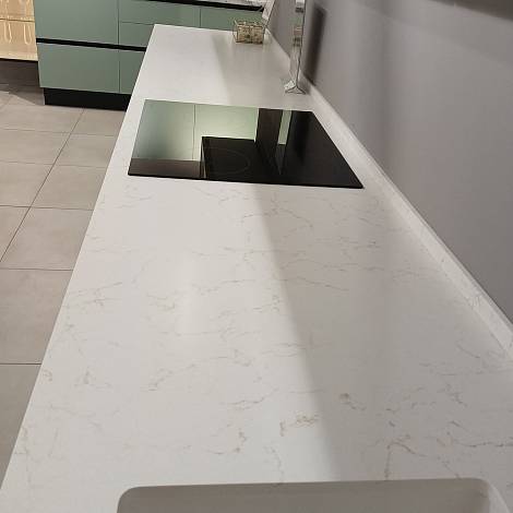 Vicostone Кварцевый агломерат Vicostone DENALI BQ2605