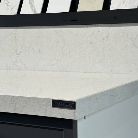 Vicostone Кварцевый агломерат Vicostone VALLEY WHITE BQ2600