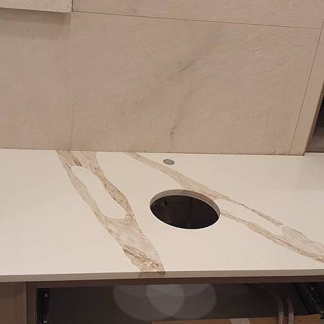 Vicostone Кварцевый агломерат Vicostone BQ8918 VIVALIORO
