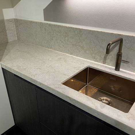 Quantra Quartz Кварцевый агломерат Cygnus Divine (Glencoe) 9510 Quantra Quartz