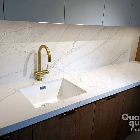 Quantra Quartz Кварцевый агломерат Pirouette 9976 Quantra Quartz