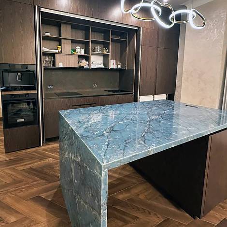 Quantra Quartz Кварцевый агломерат Fontainebleau 9986 Quantra Quartz
