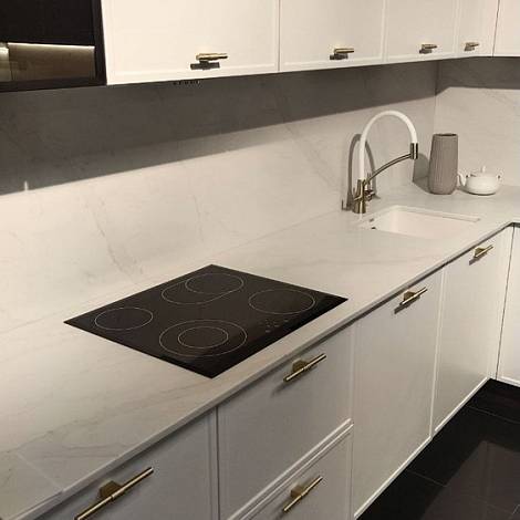 Vicostone Кварцевый агломерат Vicostone BQ8926 CALACATTA CALDIA