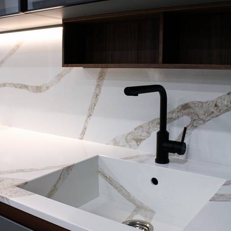 Vicostone Кварцевый агломерат Vicostone BQ8918 VIVALIORO