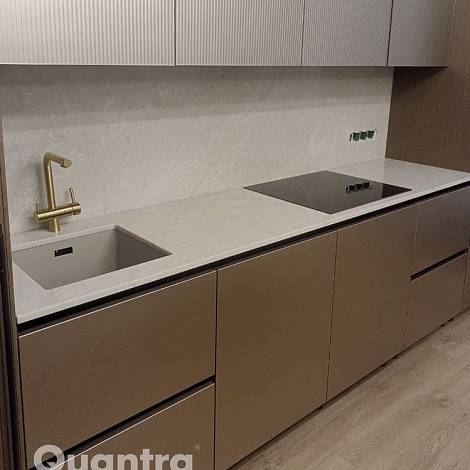 Quantra Quartz Кварцевый агломерат Sevilia 9953 Quantra Quartz