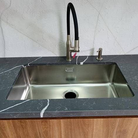 Avant Quartz Кварцевый агломерат Avant Quartz 7670 Калакатта Кассель