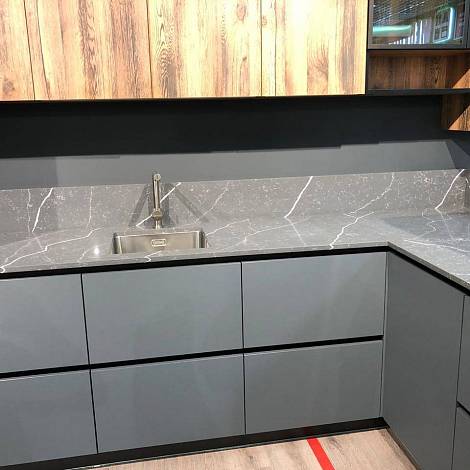 Avant Quartz Кварцевый агломерат Avant Quartz 7670 Калакатта Кассель