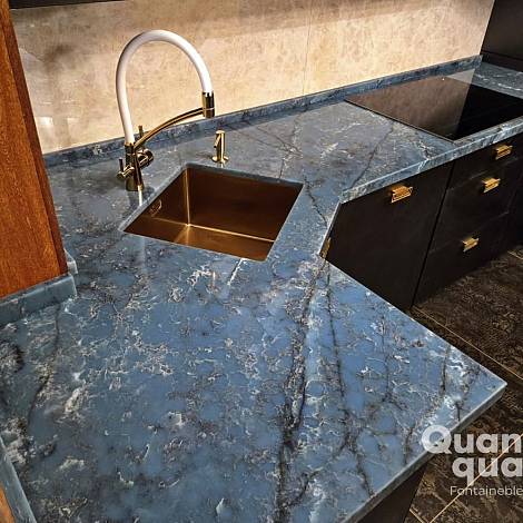 Quantra Quartz Кварцевый агломерат Fontainebleau 9986 Quantra Quartz