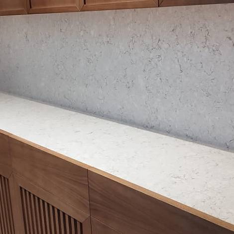 Quantra Quartz Кварцевый агломерат Arctic Breeze 7172 Quantra Quartz