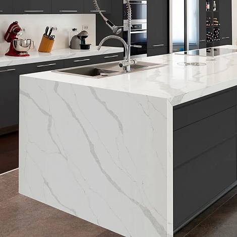 Quantra Quartz Кварцевый агломерат Calacatta Lucca 9010 Quantra Quartz