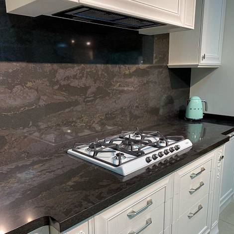 Vicostone Кварцевый агломерат Vicostone BQ8887 AMADEUS