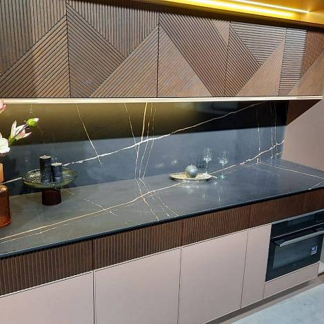 Avant Quartz Кварцевый агломерат Avant Quartz 7700 Калакатта Марсель