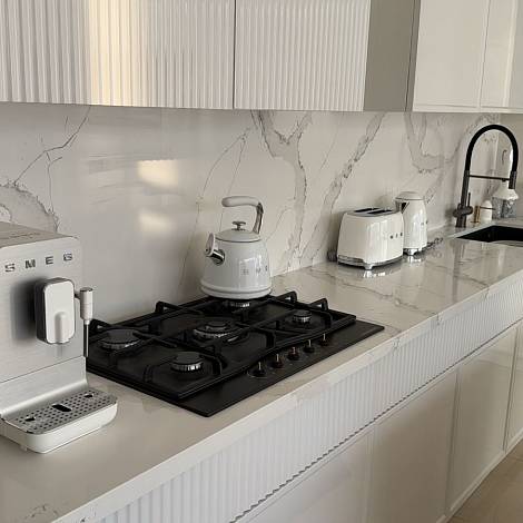 Quantra Quartz Кварцевый агломерат Calacatta Borghini 9444 Quantra Quartz