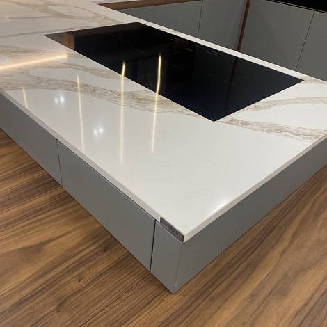 Vicostone Кварцевый агломерат Vicostone BQ8918 VIVALIORO