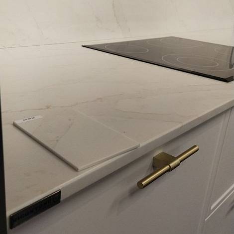 Vicostone Кварцевый агломерат Vicostone BQ8926 CALACATTA CALDIA