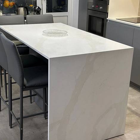 Alfa Quartz Кварцевый агломерат Alfa Quartz AQ-009 Calacatta Del Fiore